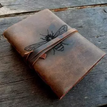Ежедневник из нелинейчатой бумаги ручной работы с гравировкой формата А5, с замком на ремешке и кожаной обложкой, ежедневник для офиса, 100 страниц 5 x 7 in коричневый