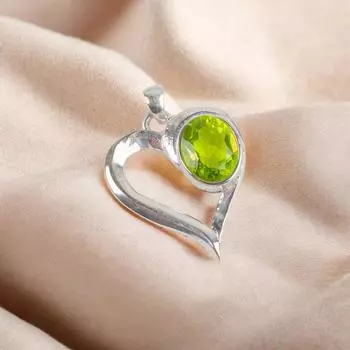 Faceted Peridot Gemstone 925 Stamped Silver Jewelry Pendant For Anniversary Gift CP-5-4