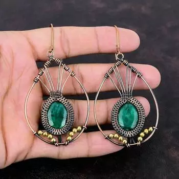 Серьги с ограненным замбийским изумрудом, серьги с медной проволокой, изумрудные украшения, серьги ручной работы с драгоценными камнями, потрясающие медные украшения, подарок для мамы