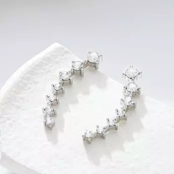 Factory fashionable curved zircon earrings, niche design sense, inlaid zircon full diamond stud earrings, light luxury and versatile earclips.