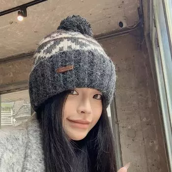 Fair Island ветрозащитная утолщенная ретро жаккардовая шерстяная шапка женская зимняя пастбищная атмосфера путешествия вязаная шапка теплая защита для ушей Average Size - (54-59CM) темно-коричневого