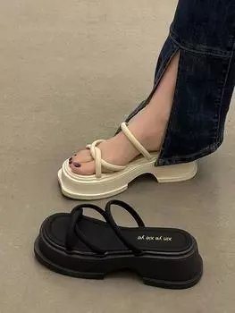 Fairy cool slippers outer wear summer 2025 new Internet celebrity explosion thick heel fairy style design sense niche high heels 35