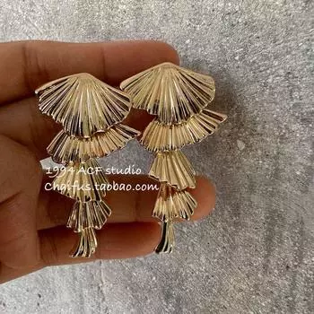 Fan-Shaped Studio Retro Metal Tassel Niche Earrings Gold Pair