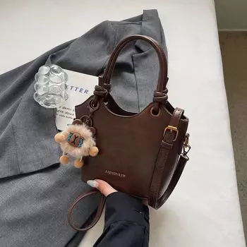 Fancy Special-Interest Design Bag Women 2025 New Arrival Fashion Popular All-Match Crossbody Bag Retro Satchel Bucket Bag Brown delivery pendant