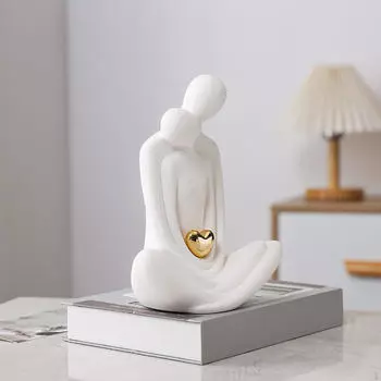 Фарфоровая статуэтка обнимающаяся пара статуэтки подарок на годовщину коллекция украшение настольный орнамент