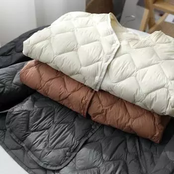 FASHION2024 and winter new high-end light rhombus grid light and thin down jacket loose short jacket large size V-neck liner Clothes M розовый