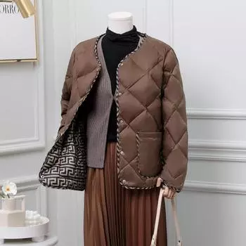 FASHION2024 зимняя короткая куртка-пуховик женская пуховая ромбовидная литературная круглая горловина однобортная карманная тканая куртка Одежда S чёрный