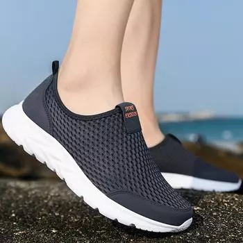 Мода 2024 года Мужская повседневная обувь Кроссовки Slip On для мужчин Прогулочные мужские кроссовки Mesh Classic Zapatillas Hombre Дышащие мужские кроссовки 35 светло-серый