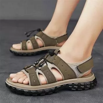 Мода 2024 года, новые сандалии ручной работы, мужские дышащие летние туфли, мужские сандалии для отдыха на открытом воздухе, противоскользящие пляжные сандалии, полые туфли 39 чёрный
