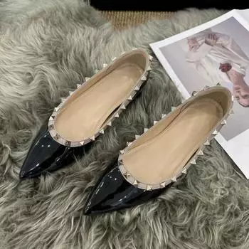 Fashion 2024 New Lady Flock Winter Flats with Studs Pointy Toe Black Shoes for Wide Feet Arrivals Fashion American Style Slip-Ons 36