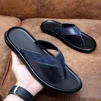 Мода 2024 года, новые мужские кожаные тапочки, мужские шлепанцы, повседневные летние итальянские дизайнерские классические синие пляжные туфли для мужчин 38 коричневый