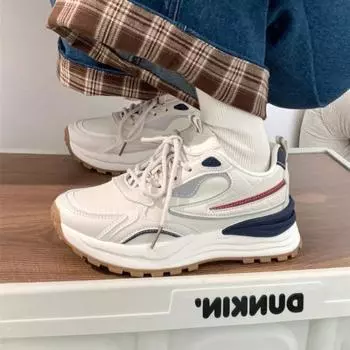 Fashion 2024 Spring Women s New Thick Sole Small White Shoes Versatile Popular Sports Casual Jogging sneakers Outdoor Trainers Footwear 35