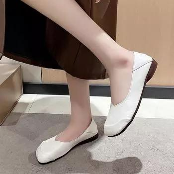 мода 2024 Летняя мода Новые туфли на плоской подошве с мягкой подошвой Ретро-туфли с острым носком Элегантная повседневная женская обувь на плоской подошве 35 шампанского
