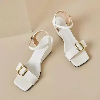 Fashion 2024 Women s Open Toe Wedges Shoes Casual Metal Pin Buckle Design Sandals for women Summer Fashion Simple Mid-Heel Ladies Shoes 34 белый