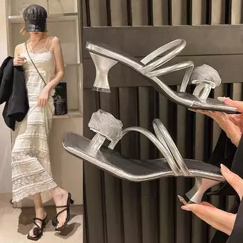 Мода 2024 года женские босоножки на шпильках Роскошные модные шикарные вечерние свадебные сексуальные дизайнерские элегантные высококачественные женские туфли 35 серебряный