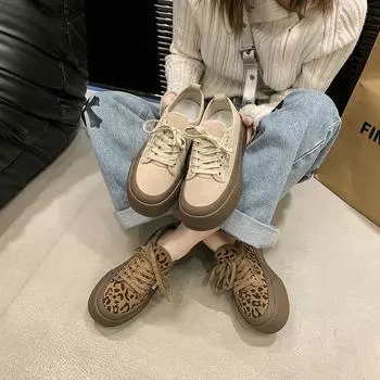 модные осенние женские туфли из вулканизированной кожи с круглым носком, женские кроссовки на низком каблуке со шнуровкой, уличные нескользящие туфли на платформе с низким верхом 35 леопардовый