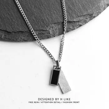 Fashion Black Square Necklace Pendant Titanium Steel Snake Bone Short Sweater Chain Men s and Women s Elegant Style Accessories Fashion O chain 70cm fashion black pendant plus silver
