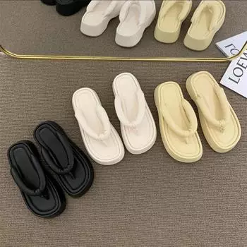 Fashion casual sandals, beach slippers, women s summer wear, the same thick-soled foot-pinch heightening flip-flops 2025 new 35 чёрный