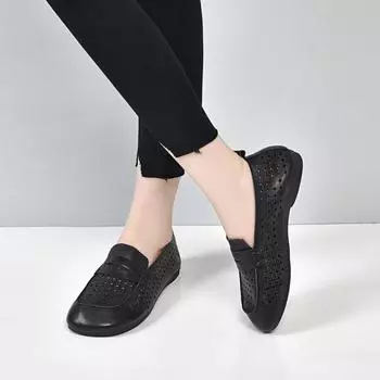 Fashion casual soft sole soft surface retro punched women s shoes first layer cowhide round head flat bottom women s single shoes 35