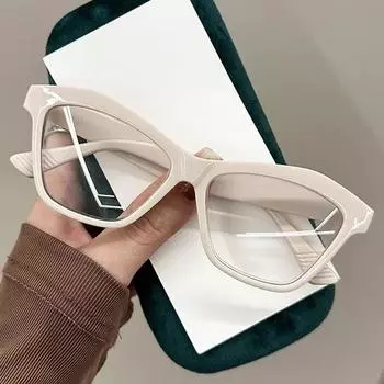 Fashion Cat Eye Anti Blue Light Reading Glasses Men Women Ultra Light Transparent Retro Small Frame Presbyopia Eyeglasses flat light