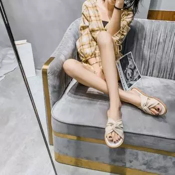 Модные классные тапочки женские туфли на плоской подошве мода 2024 лето новая корейская версия универсальная женская обувь больших размеров 41-43 35