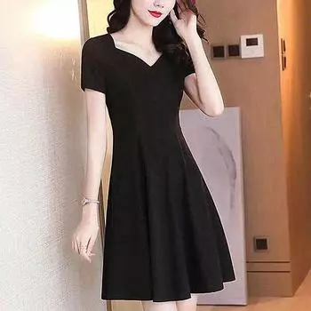 Fashion Dress Women s 2025 Summer New Arrival Lightly Mature Elegant Slim Looking Tight Waist V Neck Retro Style Fashionable A- Line Skirt Fashion Black XXXL (67.50 kg-72.50 kg