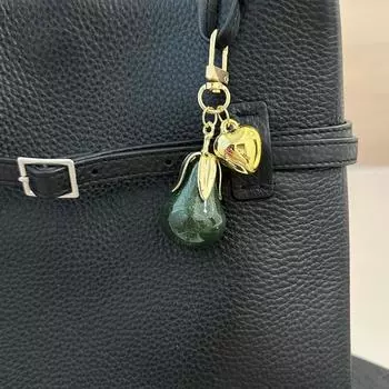 Fashion Exquisite Pear Keychain Simulation Resin Fruits Keyring Pendant Bag Charms Handbag Hanging Decoration Couple Gifts зелёный