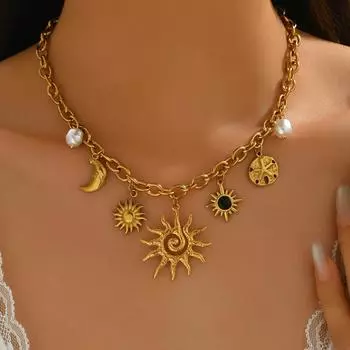 Fashion Hot Sale Women s Necklace Niche Sunflower Design Diamond Pendant Clavicle Chain Versatile Necklace