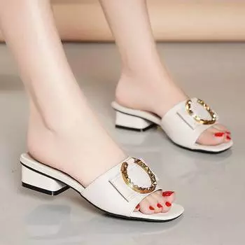 Модные кожаные сандалии feminino luxo Мода 2024 года Новые повседневные женские пляжные туфли на низком каблуке Сандалии Diamond White zapatos para mujeres 35