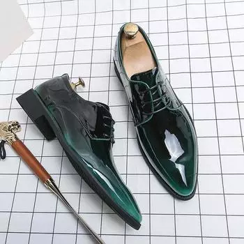 Fashion Luxury Mirror Oxfords Shoes For Men Green Moccasins Designer Formal Dress Shoes Men Loafers Pointed Patent Leather Shoes Men 38