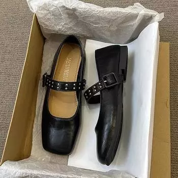 Fashion Mary Jane women s single shoes new spring and summer comfortable with skirt square head small leather shoes 35