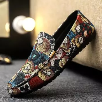 Fashion Men s Shoes Breathable Canvas Men s Casual Shoes Fashion Spring Non-slip Driving Shoes Personality Cartoon Bear Flat Loafer 39