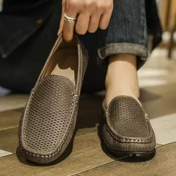 Fashion Moccasins Slip on Walking Shoes Breathable Men s Loafers Hot Sale Leather Mens Casual Shoes Soft-Soled Male Business Footwear 38 коричневый