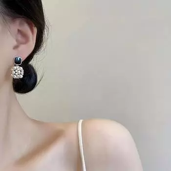 Fashion new earrings 1 pair personality earrings women s earrings fashion temperament earrings summer women s imitation pearl square чёрный