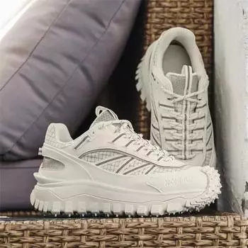 Fashion New High end Men s Shoes Fashion Trend Versatile Casual Shoes Thick soled Increased Wear resistant Running Sports Shoes sneakers 39