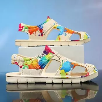 Fashion New Summer Breathable Lazy Sandals Men Fashion Graffiti Beach Loafers Slippers Men Ultralight Slip On Casual Sandals for Men 38-39