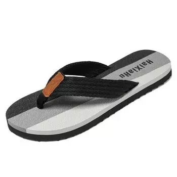 Fashion New summer men s sandals Fashion beach flip-flops sandals flat comfortable light walking home bathroom flip-flops 39