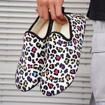 Модные новые зимние хлопковые мужские леопардовые теплые легкие тапочки женские плюшевые домашние хлопковые мокасины унисекс зимняя теплая обувь 36-37(fit 35-36) коричневый