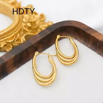 Fashion niche multi-layer line splicing irregular ear buckle U-shaped titanium steel commuting versatile earrings золотой