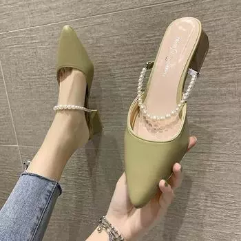 Fashion pearl half slippers women s 2025 spring and summer new slippers two wear pointed thick heel bag head high heel sandals women s trend 35