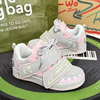 Fashion Pink Women Sneakers Comfortable Low-Cut Lace-up Platform Skateboard Shoes Women Winter New Design Women s Sports Shoes 35