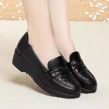 Fashion Retro Black Loafers Shoe for Women Spring New Comfort Soft Leather Low Heel Single Shoe British Round Head Shoe 35(Foot22.5cm)