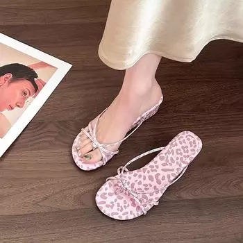 Fashion retro versatile slope heel slippers women s summer outer wear new flat bottom simple toe non-slip Korean version of one-word drag women 35 чёрный