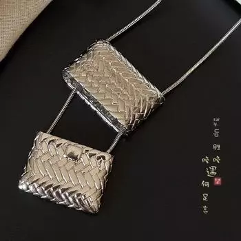 Fashion Silver Woven Bag Women s Stylish Necklace Middle Ages Woven Bag Necklace