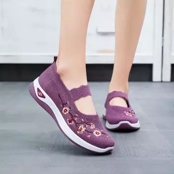Модные кроссовки с нескользящей мягкой подошвой Mom Summer Breathable Mesh Embroidery Casual Shoes for Women Comfort Lightweight Flat Sneakers Women 36 красный