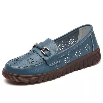 Fashion Spring and summer new women s casual sports shoes breathable lightweight wear-resistant soft sole large size 44 women s shoes 35