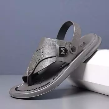 Fashion Summer Designer New Leather Clip-toe Hollowed Out Outdoor Beach Men s Sandals Fashion Soft Sole Casual Wear-resistant Man Shoes 38