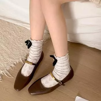 Fashion temperament retro shallow mouth flat bottom small leather shoes women s 2025 new spring and autumn French soft sole Mary Jane single shoes 35 чёрный