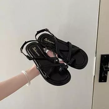 Fashion temperament Versatile flat bottom with toe sandals Women s summer new casual skirt Roman shoes 35