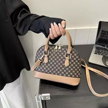 Fashion texture handbag 2025 spring new versatile shoulder messenger bag temperament shell bag tide чёрный